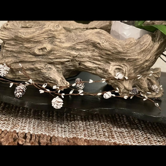 Xmas Napkin Ring Holders With Pinecone - Picture 4 of 4
